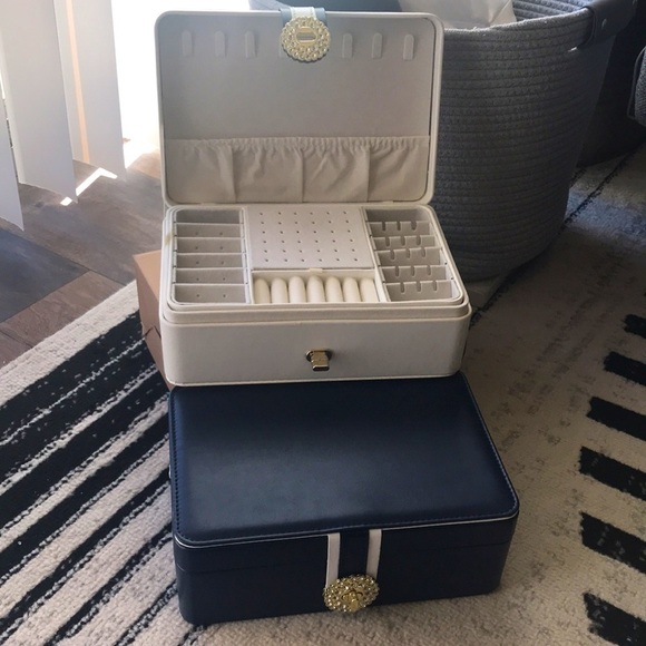 Double Layer Exquisite Jewelry Storage Box - Picture 1 of 10